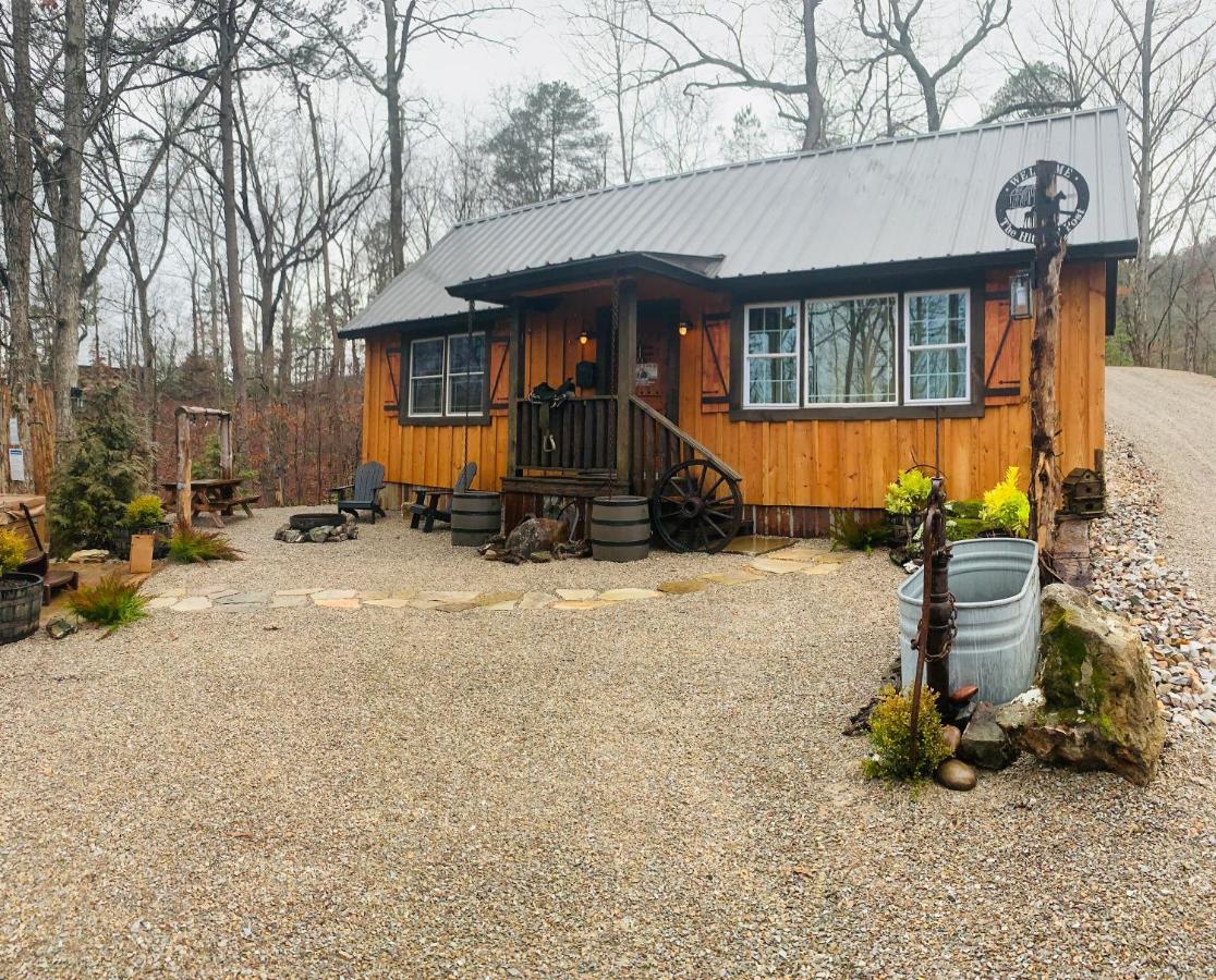 Bed and Breakfast Fox Pass Cabins à Hot Springs Extérieur photo